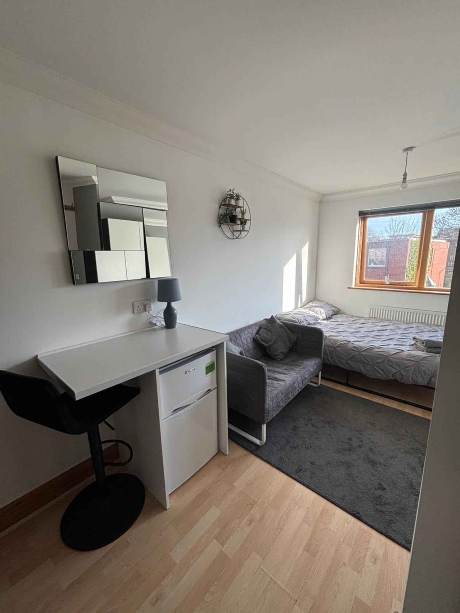 Stylish & Compact City Center Studio Apartment 7A นอร์ริช ภายนอก รูปภาพ